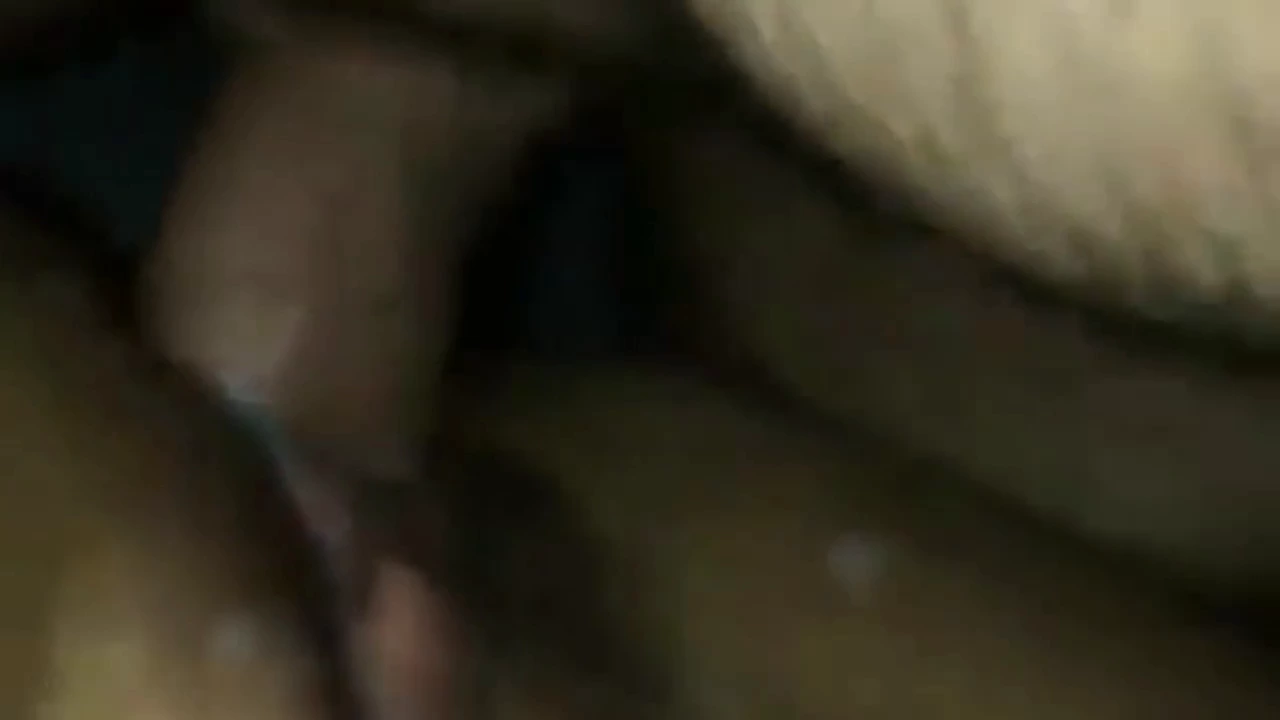 Cumshot inside a girl's vagina porn video