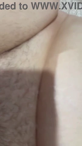 Ich habe eine schwangere Frau gefickt und sie mit Sperma gefüllt, während ihr Mann weg war porn video